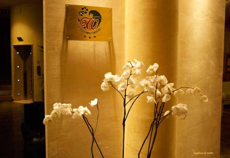 Hotel Welcome San Benedetto del Tronto Exteriör bild